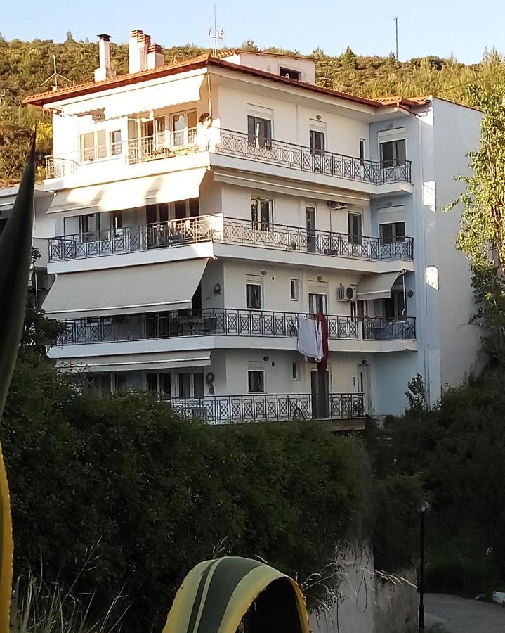 Menexe Apartments-Korali Neos Marmaras Exterior foto